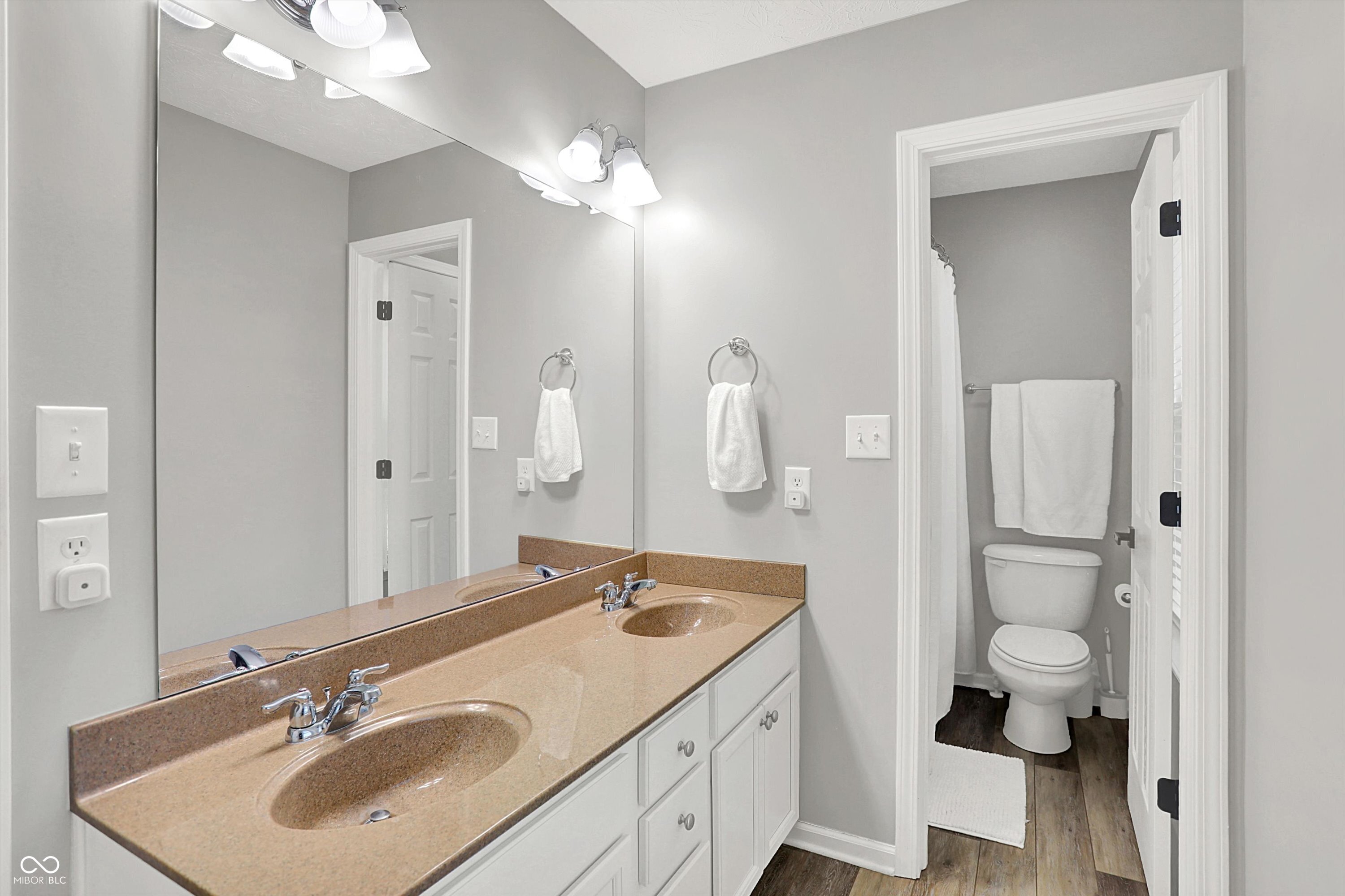 12232 Wolverton Way Fishers, IN 46037 - Photo 26 of 46