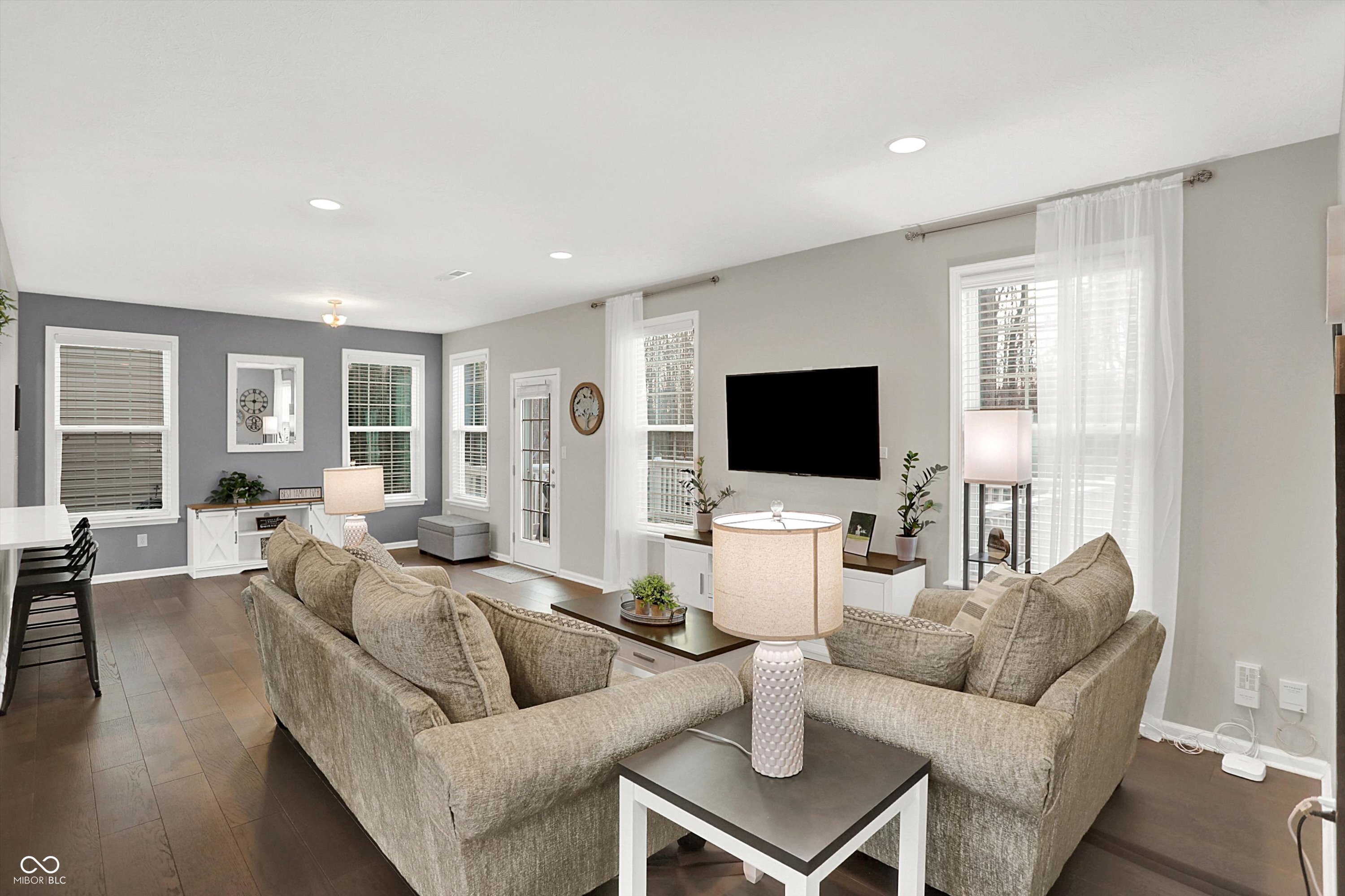 12232 Wolverton Way Fishers, IN 46037 - Photo 7 of 46