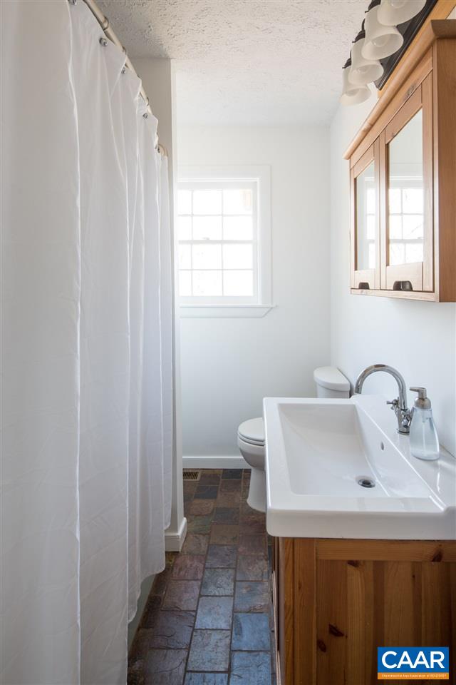 1510 Monticello Road Charlottesville, VA 22902 - Photo 15 of 23 Gallery Image 15