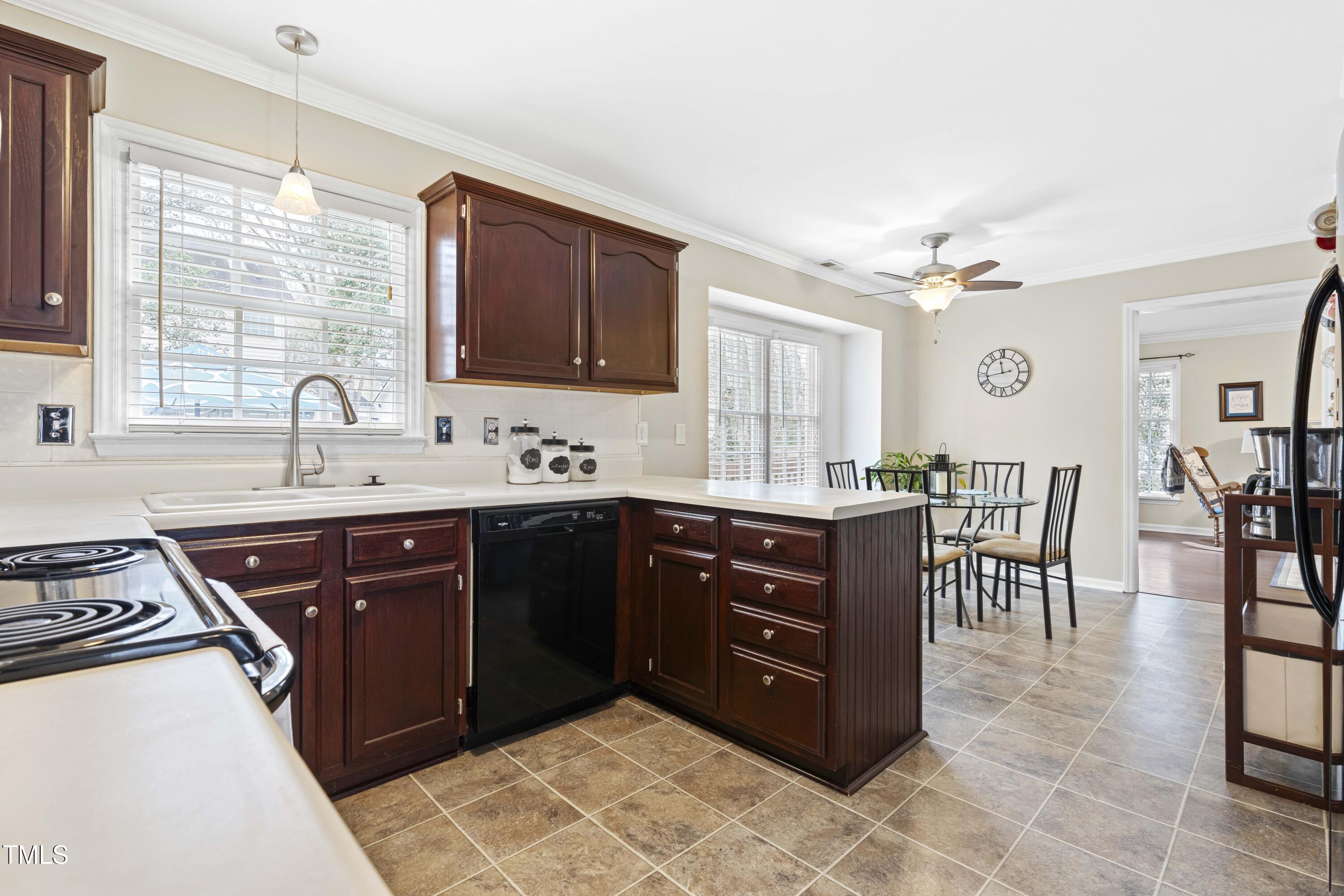 3440 Singleleaf Lane Raleigh, NC 27616 - Photo 11 of 36 11