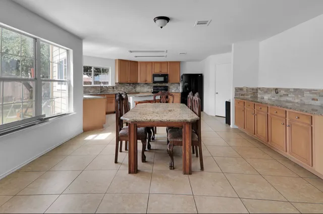 $530,000 | 19921 San Chisolm Drive, Round Rock, TX 78664