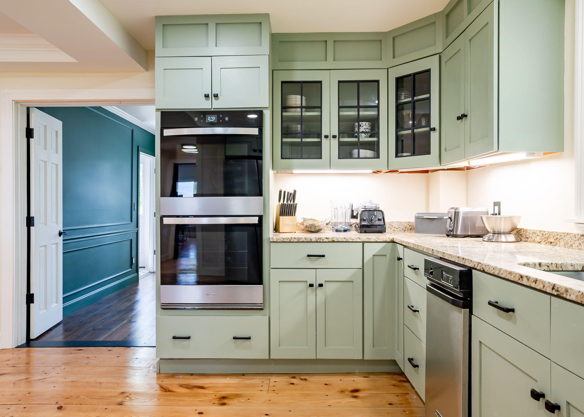 102 Kimball Corner Road Naples, ME 04055 - Photo 17 of 53 Wall Oven