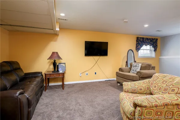$375,000 | 3114 Heritage Heights Way, Jeffersonville, IN 47130