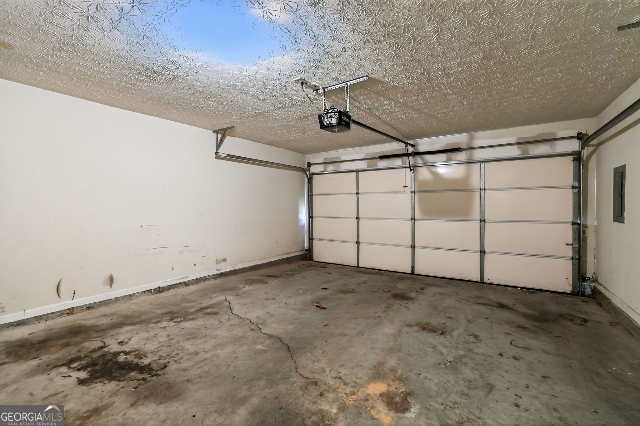 6256 Lake Valley Point Lithonia, GA 30058 - Photo 30 of 33 a view of a garage