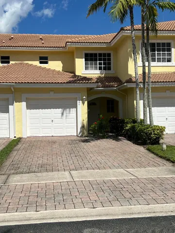 $2,400 | 1190 Imperial Lake Road, West Palm Beach, FL 33413