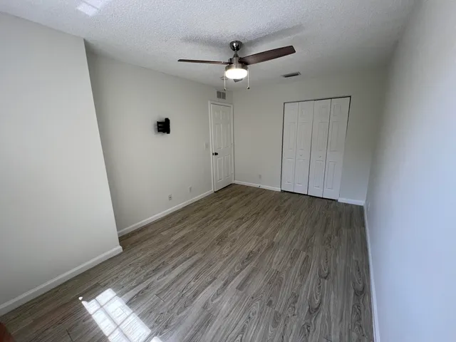 $2,400 | 1190 Imperial Lake Road, West Palm Beach, FL 33413