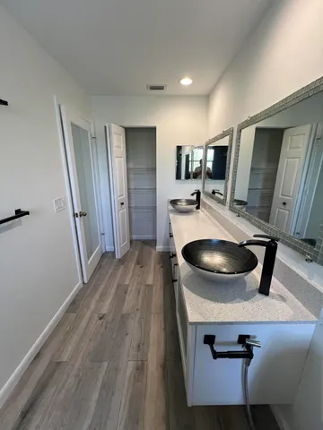 $2,400 | 1190 Imperial Lake Road, West Palm Beach, FL 33413