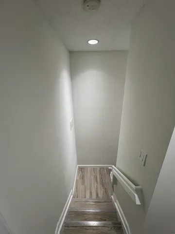 $2,400 | 1190 Imperial Lake Road, West Palm Beach, FL 33413