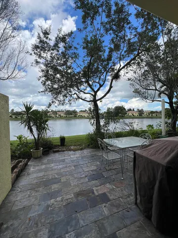 $2,400 | 1190 Imperial Lake Road, West Palm Beach, FL 33413