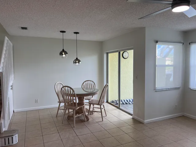 $2,400 | 1190 Imperial Lake Road, West Palm Beach, FL 33413