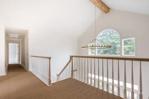$3,250,000 | 286 Montauk Highway, Southampton, NY 11968