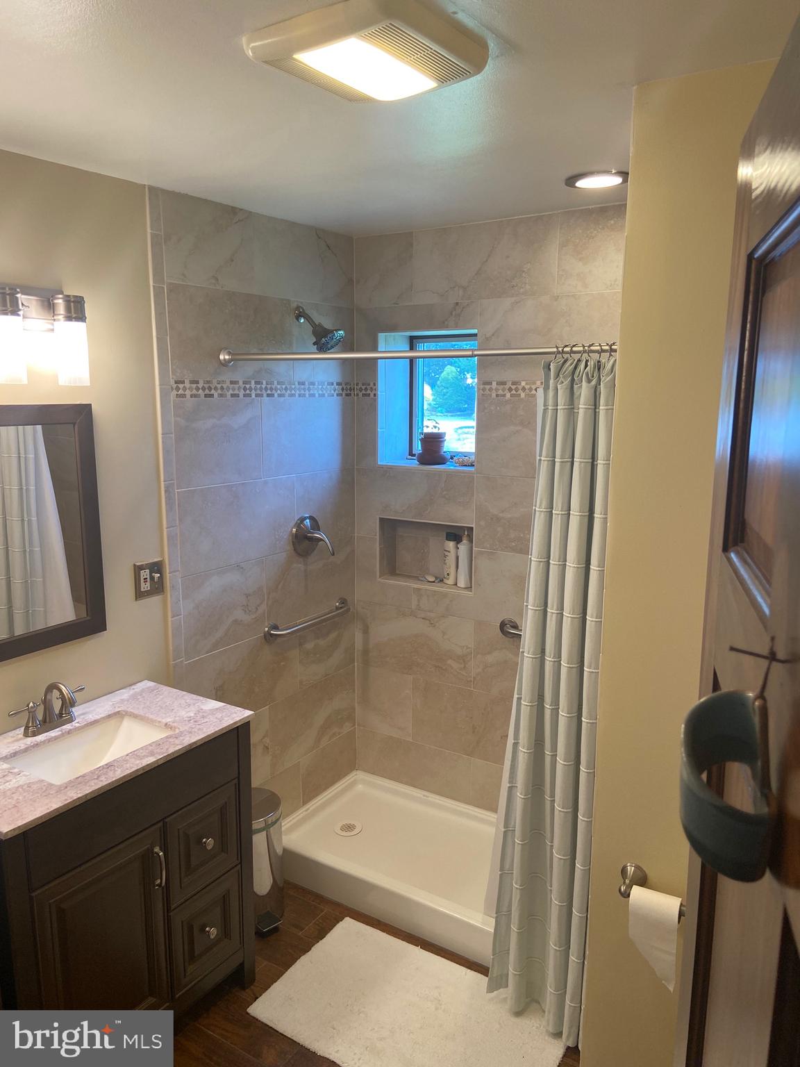 18811 Graystone Road White Hall, MD 21161 - Photo 9 of 49 Master bathroom