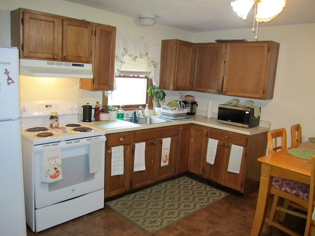 26-30 White Street Springfield, MA 01108 - Photo 14 of 22 Gallery Image 14