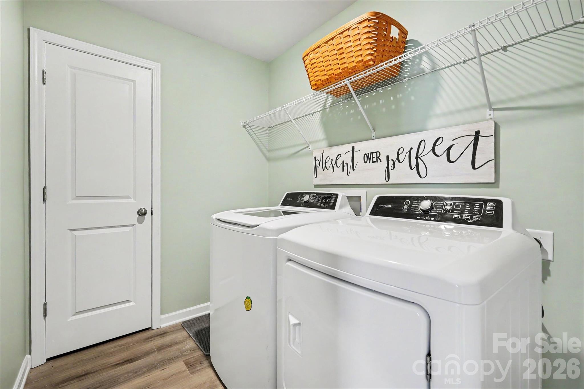 633 Mile Crk Road Edgemoor, SC 29712 - Photo 22 of 26 a utility room with dryer and washer