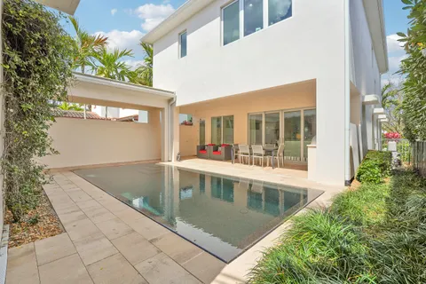 $1,875,000 | 1022 Faulkner Terrace, Palm Beach Gardens, FL 33418