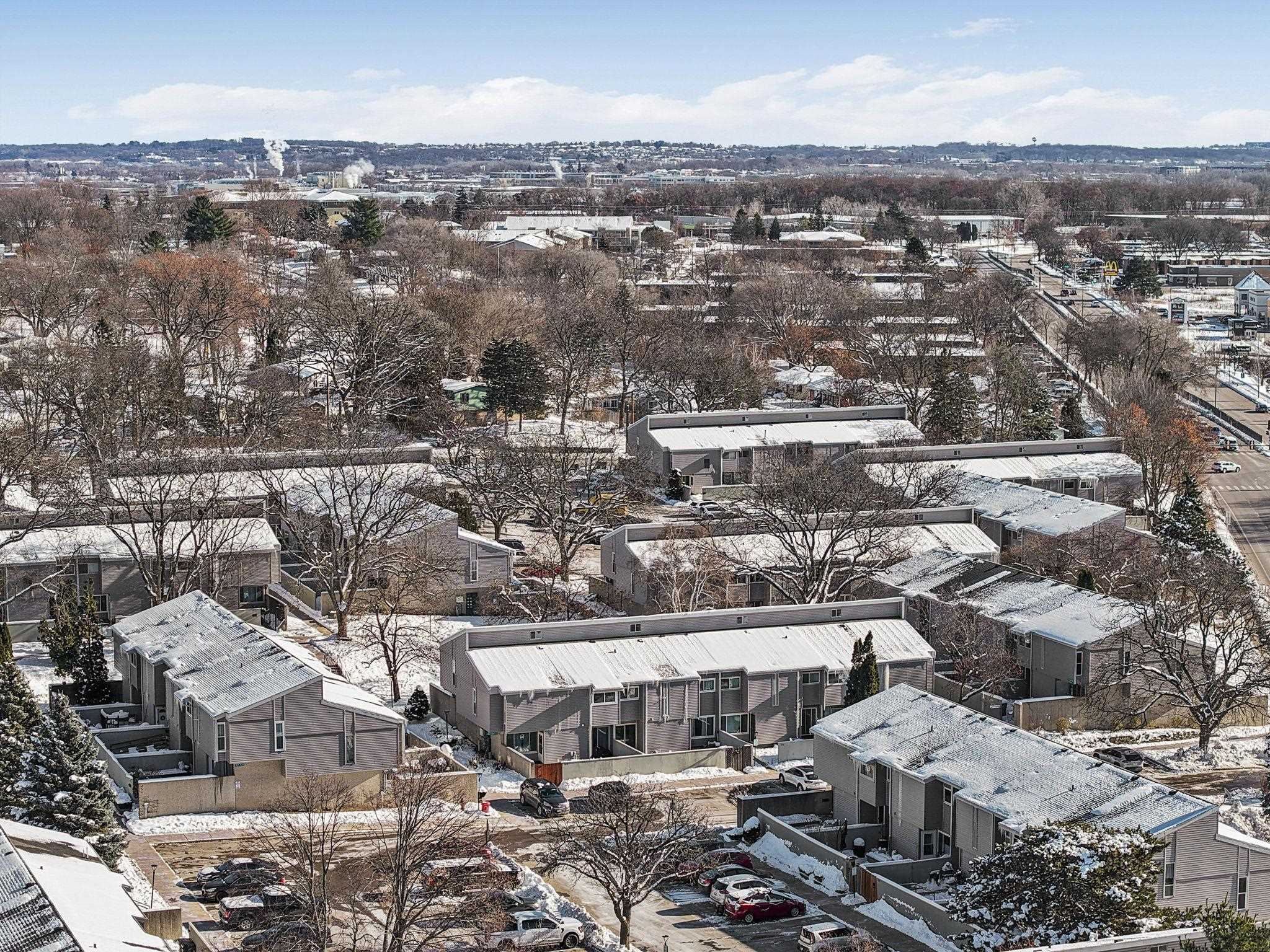 514 East Bluff Madison, WI 53704 - Photo 37 of 46