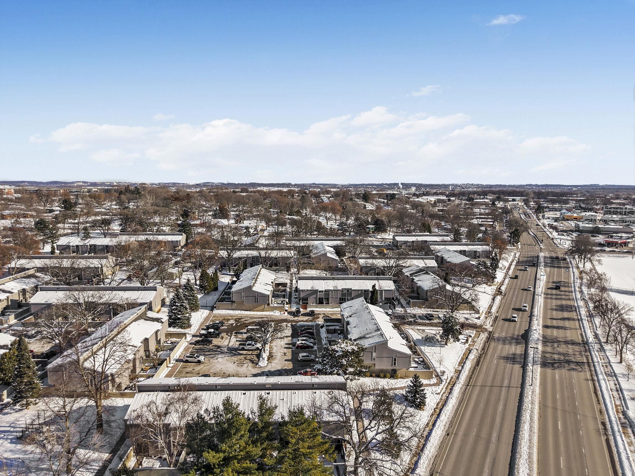 514 East Bluff Madison, WI 53704 - Photo 38 of 46