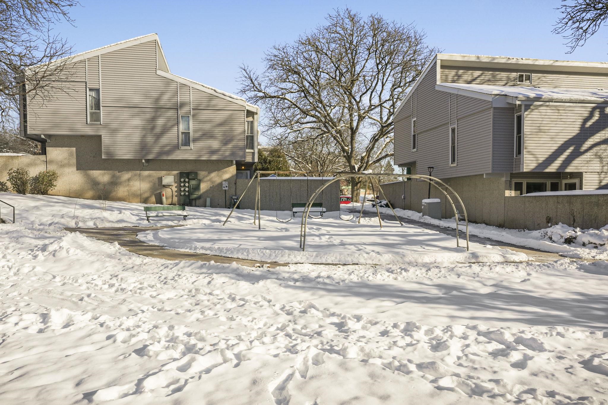 514 East Bluff Madison, WI 53704 - Photo 41 of 46