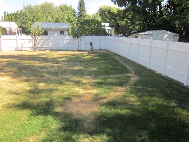 19011 West Bunker Road Cheney, WA 99004 - Photo 2 of 12