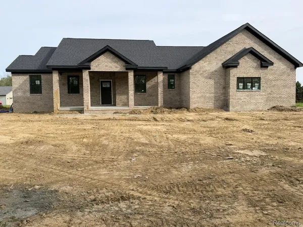 $565,000 | 4104 Carriage Hill Drive, Metamora, MI 48455