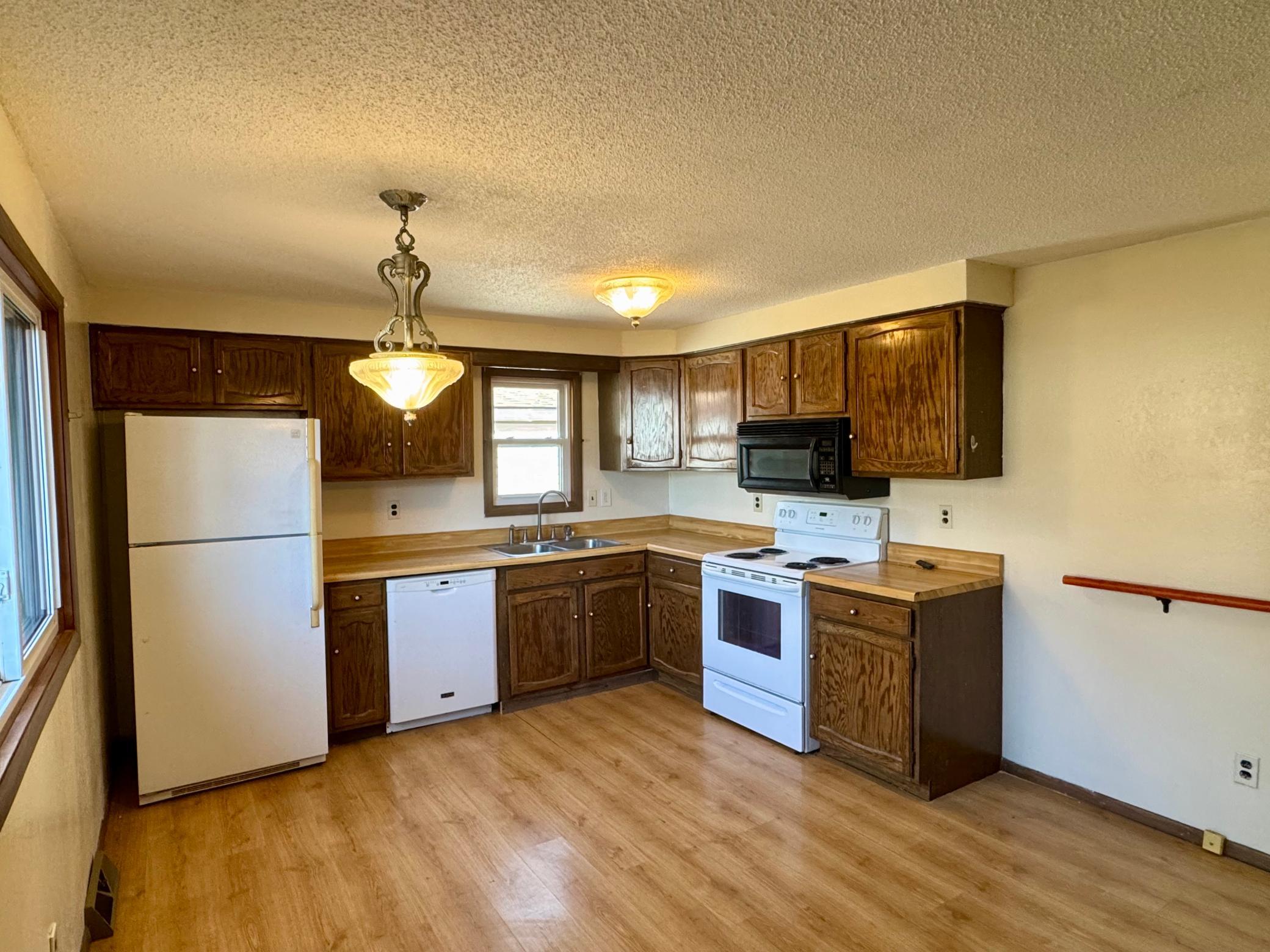 291 East 1st Street Morton, MN 56270 - Photo 6 of 21