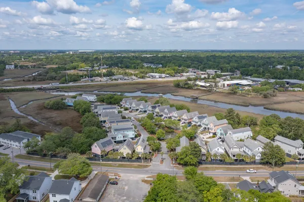 $599,900 | 1006 Hunley Waters Circle, North Charleston, SC 29405