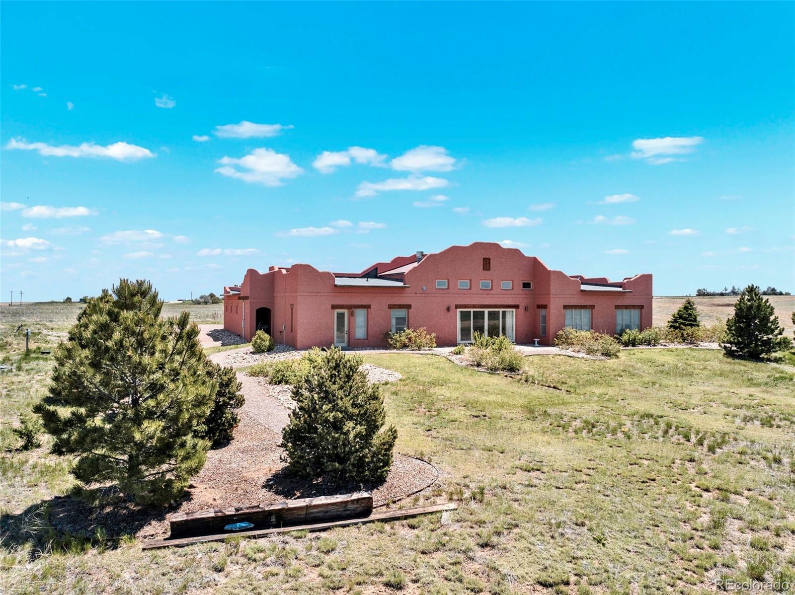 5549 Yulle Road Bennett, CO 80102 - Photo 9 of 47