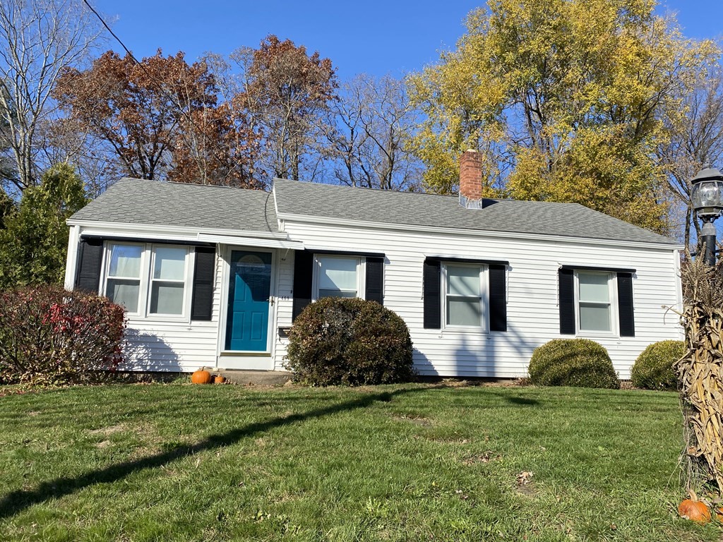 469 Westfield Road Holyoke, MA 01040 - Photo 1 of 15 Gallery Image 1