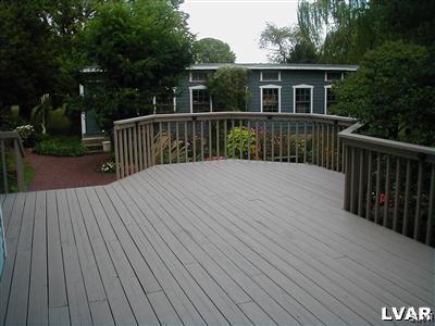 4030 Jacksonville Road Bethlehem, PA 18017 - Photo 20 of 37 Deck