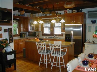 4030 Jacksonville Road Bethlehem, PA 18017 - Photo 5 of 37 Kitchen