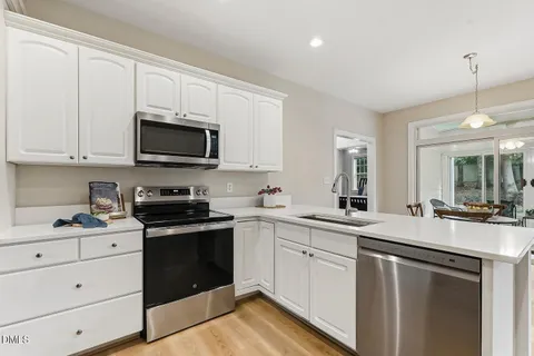 $580,000 | 6304 Hilbert Ridge Drive, Holly Springs, NC 27540
