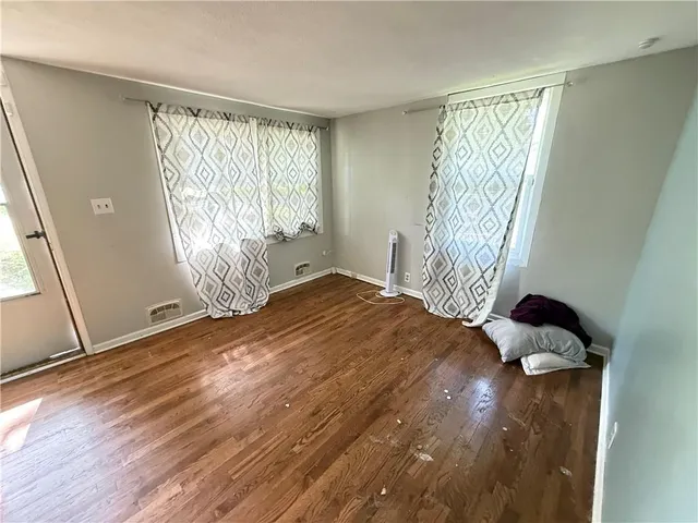 $175,000 | 505 Southwest 18 Street, Blue Springs, MO 64015