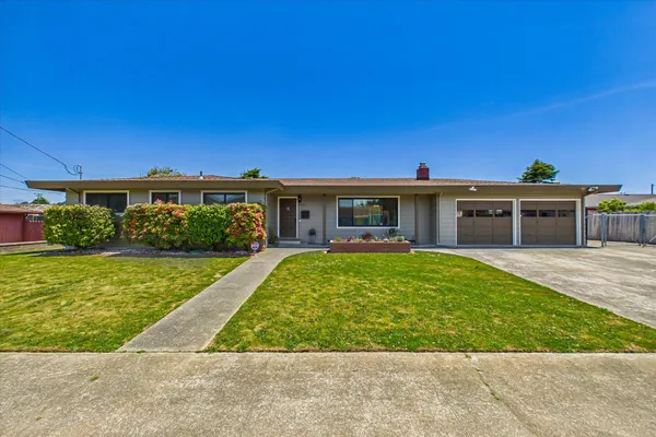 $529,000 | 3645 E Street, Eureka, CA 95503