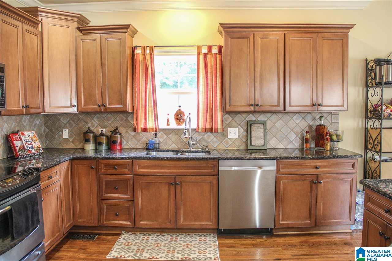 188 Wild Timber Parkway Pelham, AL 35124 - Photo 14 of 38