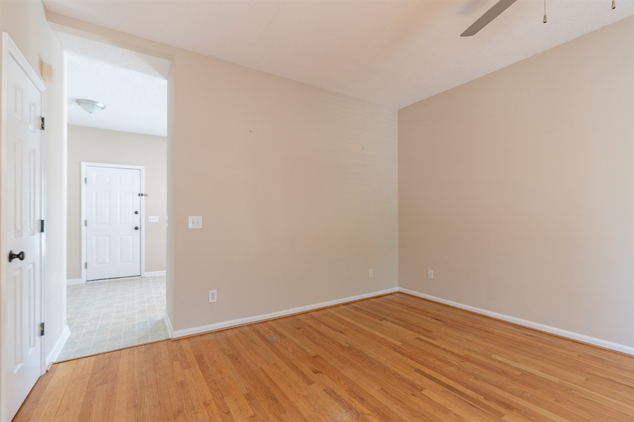 562 East Martin Street Raleigh, NC 27601 - Photo 10 of 25 Photo 10