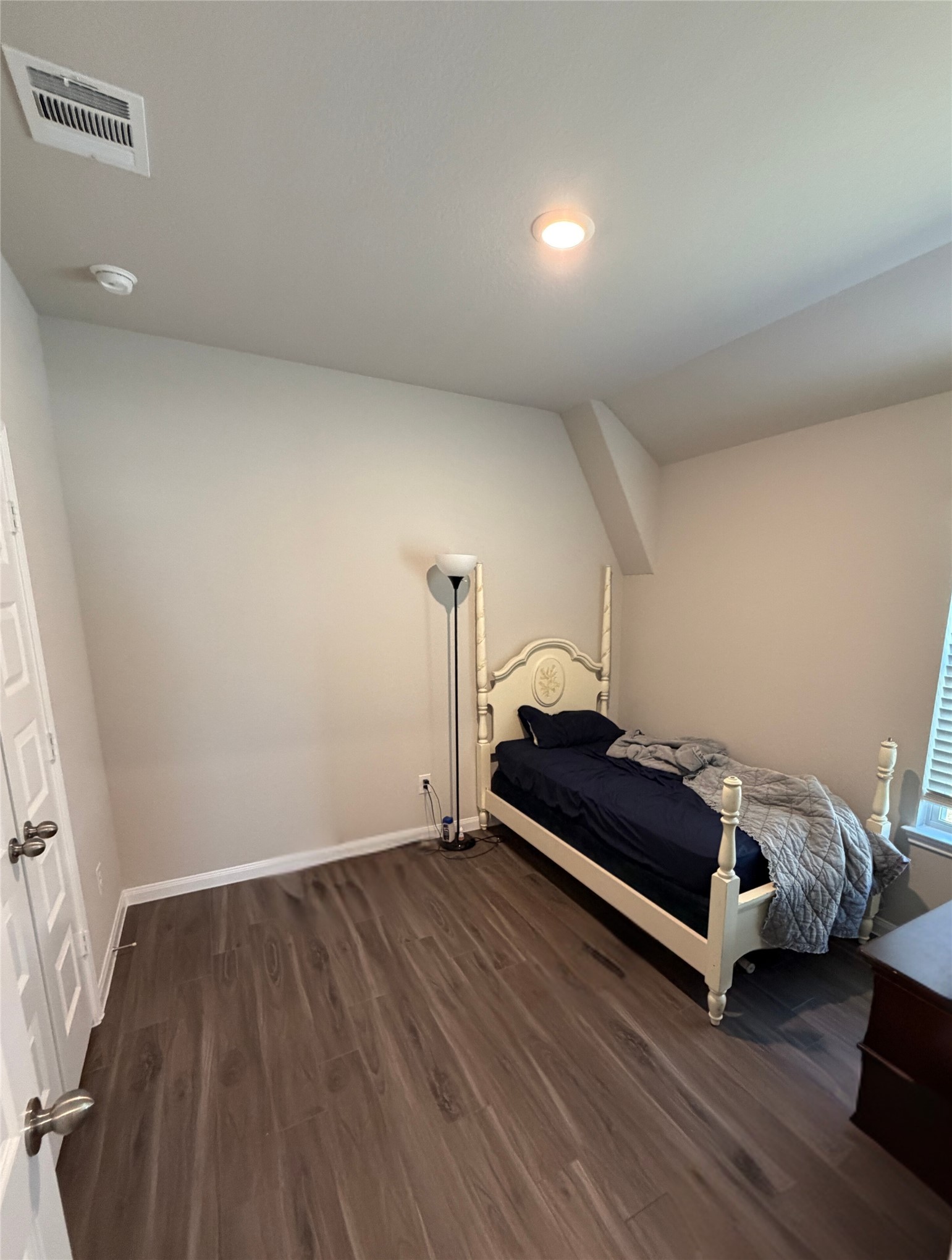 5338 Briana Dee Drive Rosharon, TX 77583 - Photo 11 of 13 Bedroom 3