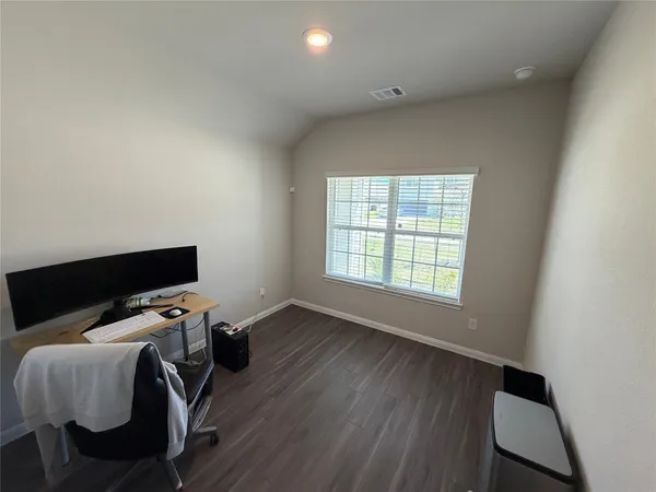 $2,300 | 5338 Briana Dee Drive, Rosharon, TX 77583