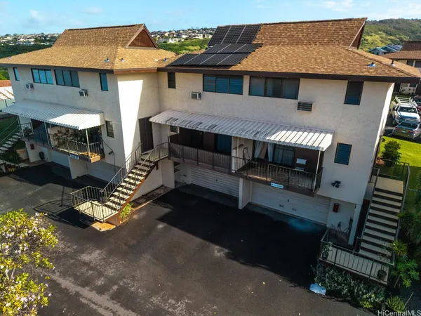$575,000 | 98-530 Kaonohi Street, Unit 52/3, Aiea, HI 96701