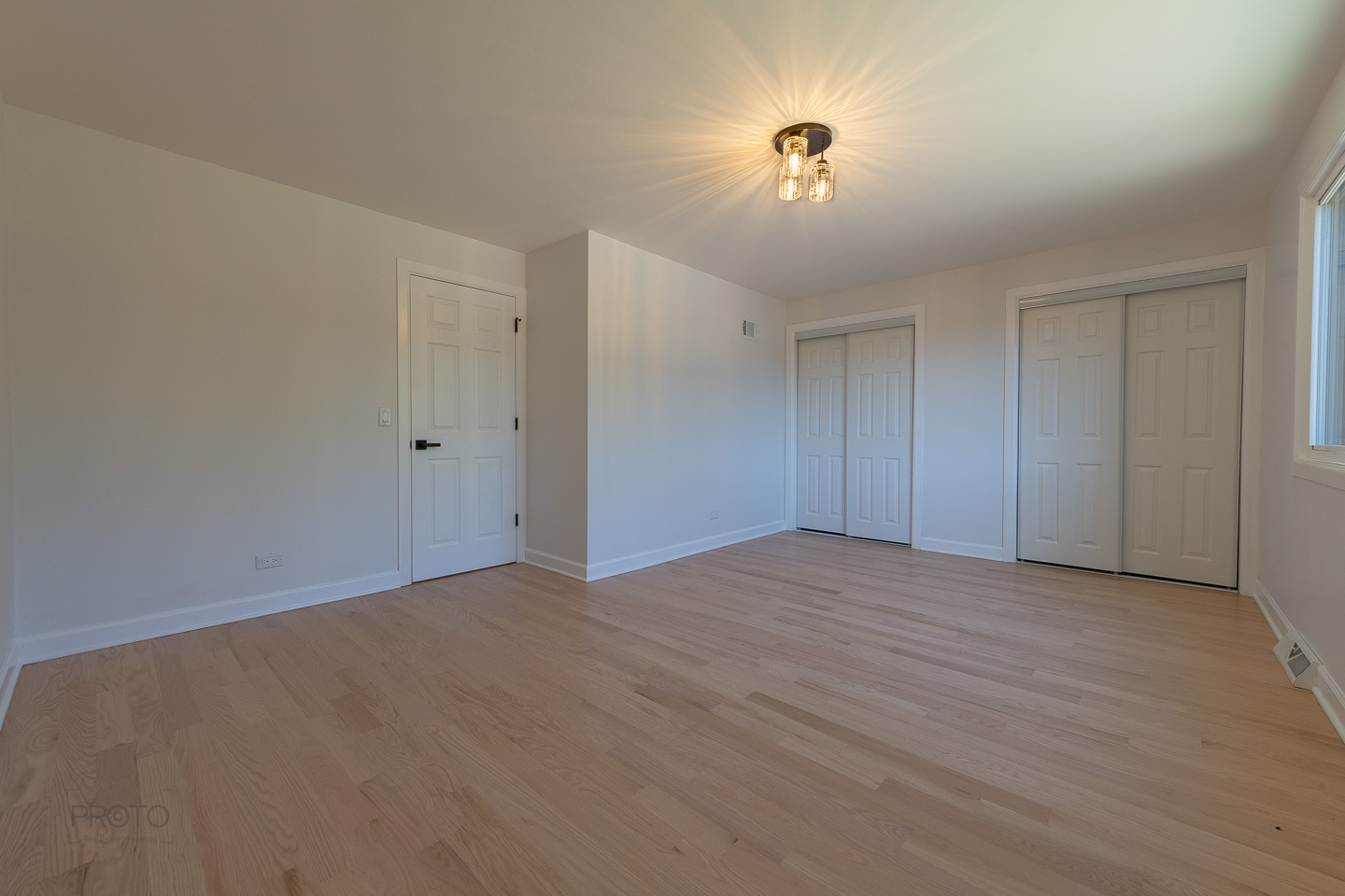 2405 Avondale Avenue Park Ridge, IL 60068 - Photo 10 of 32