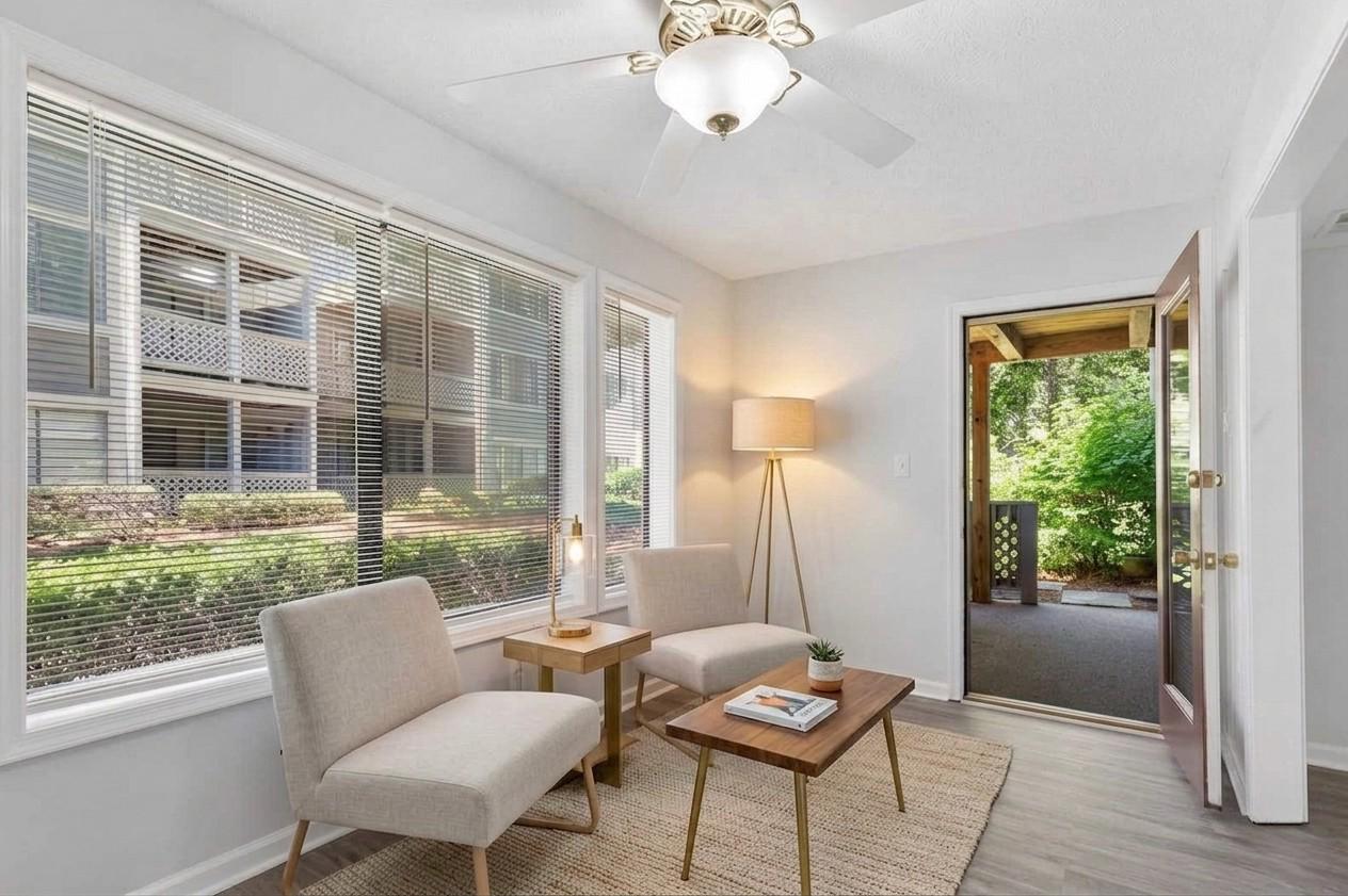 2281 Hunter's Run Drive, Unit 2281 Reston, VA 20191 - Photo 11 of 25 Virtually Staged Sunroom
