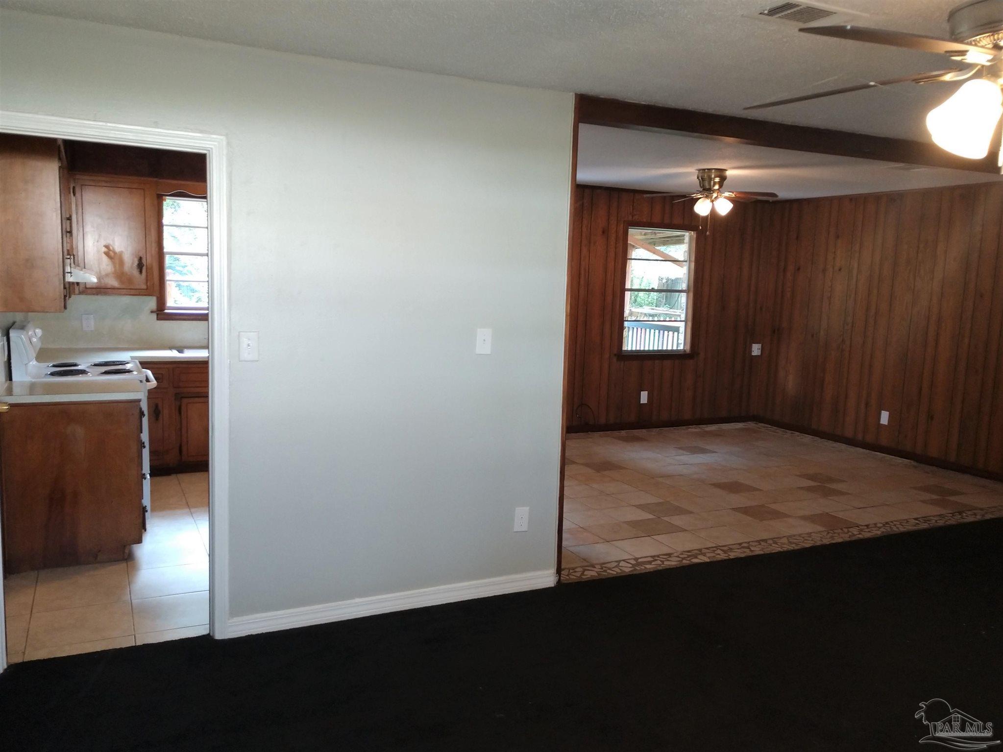 2509 Ryale Road Cantonment, FL 32533 - Photo 4 of 21 Gallery Image 4