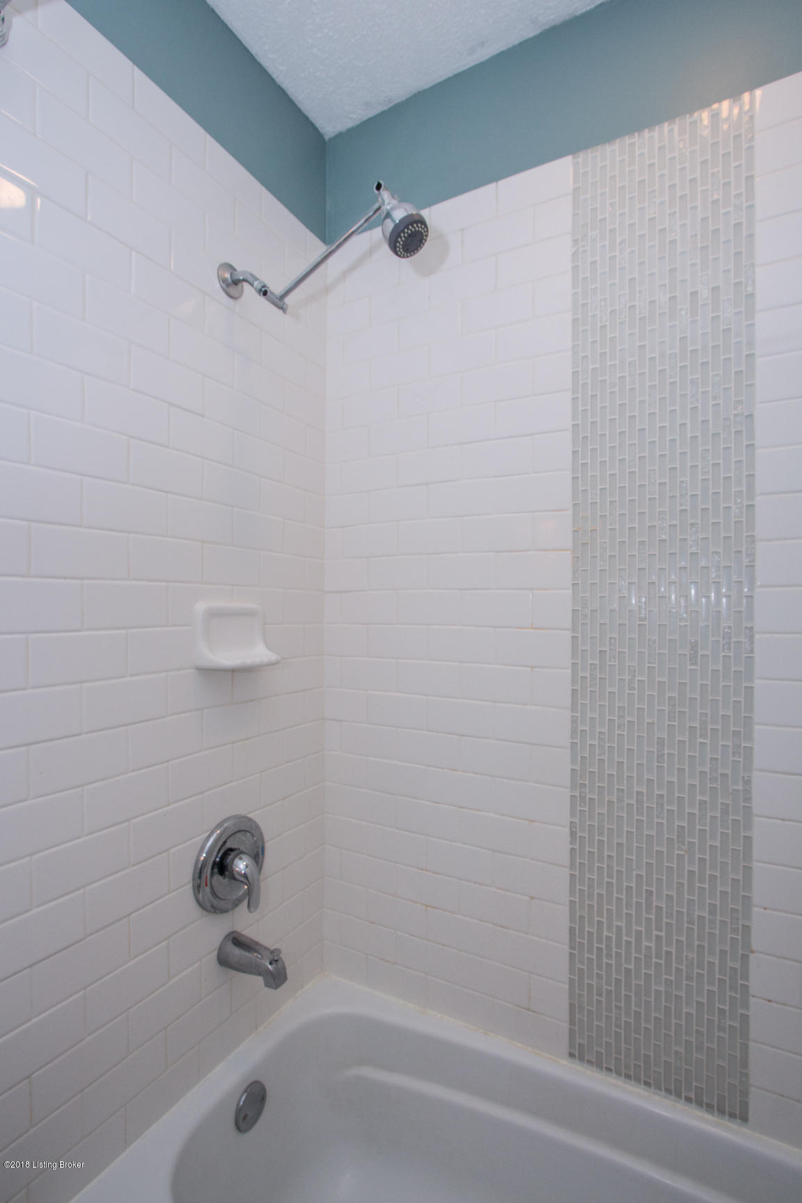 7605 Tempsclair Road Louisville, KY 40220 - Photo 22 of 50 JThomas Photography-7605 Tempsclair-28