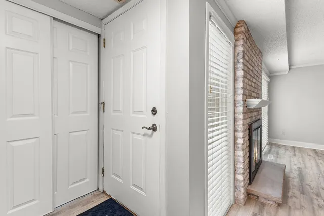 $230,000 | 4521 Cedar Lake Road, St. Louis Park, MN 55416