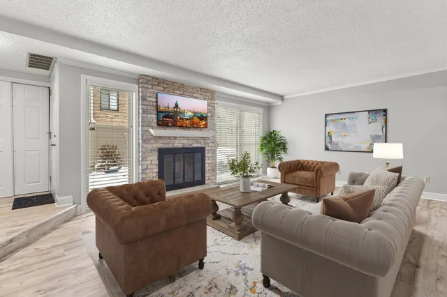 $230,000 | 4521 Cedar Lake Road, St. Louis Park, MN 55416