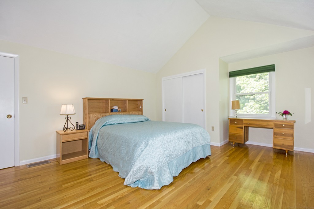 5 Independence Road Bedford, MA 01730 - Photo 12 of 26 Gallery Image 12