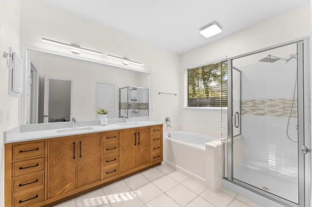 $425,000 | 135 Hollylaurel Drive, The Woodlands, TX 77382