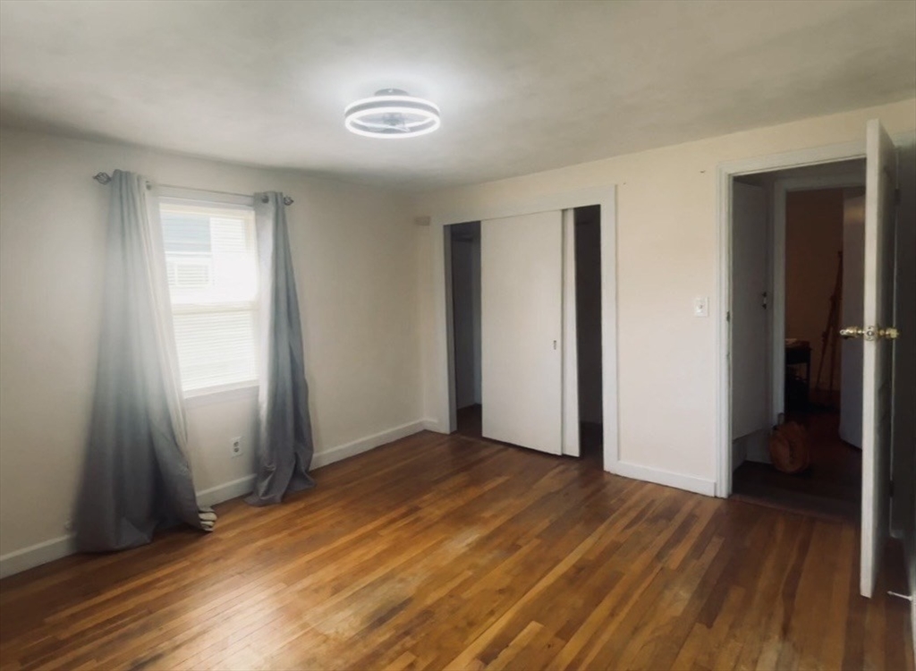 36 O Connell Street Springfield, MA 01104 - Photo 7 of 9