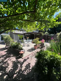 $899,000 | 2246 Bridgeport Way, Martinez, CA 94553