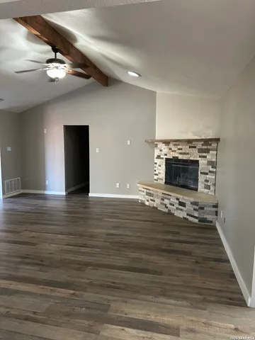 $2,500 | 2021 Lime Creek Road, Kerrville, TX 78028