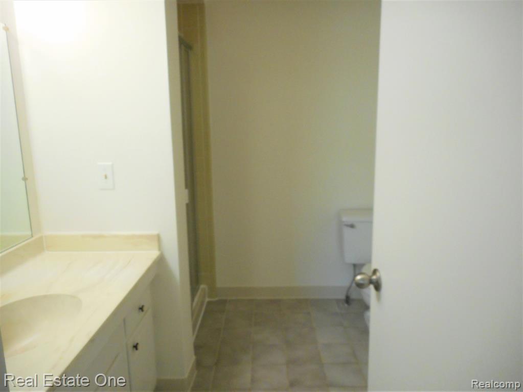 2005 Klingensmith Road, Unit 61 Bloomfield Hills, MI 48302 - Photo 12 of 28